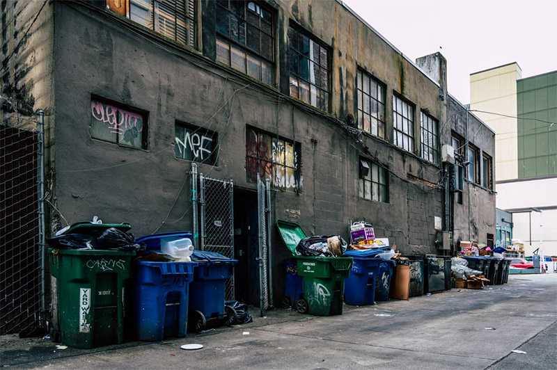 Moving In or Out of the Kansas City Metro? Why a Dumpster Beats a Dozen Trash Runs